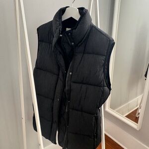 ZARA WATER RESISTANT VEST. Oversized and warm